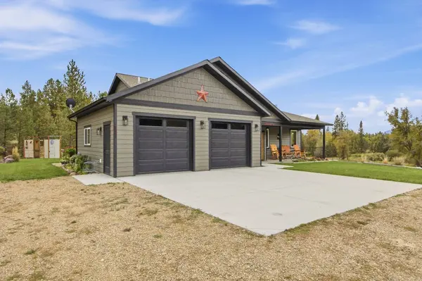 111 Log Cabin LN, Stevensville, MT 59870