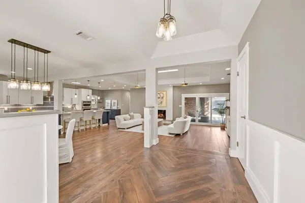 7221 Fernmeadow Drive, Dallas, TX 75248