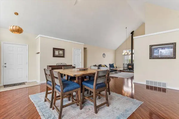 63 Windriver DR, Kalispell, MT 59901