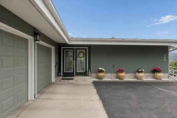 108 Charlotte AVE, Kalispell, MT 59901