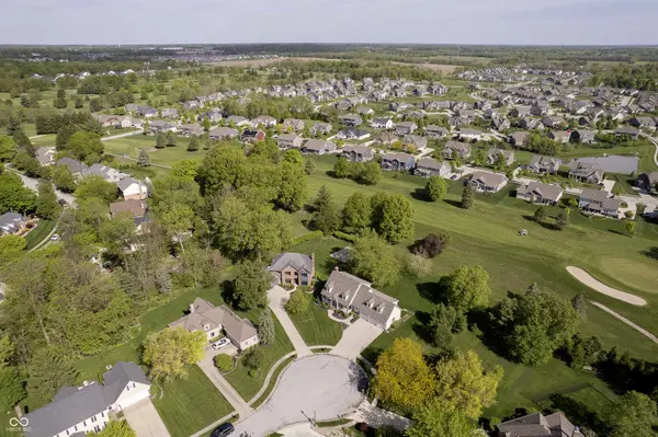 839 Pebble Brook PL, Noblesville, IN 46062