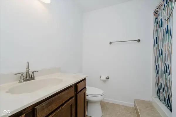 7145 Hawks Hill RD, Indianapolis, IN 46236