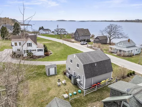 34 Garrison Cove RD, Harpswell, ME 04003