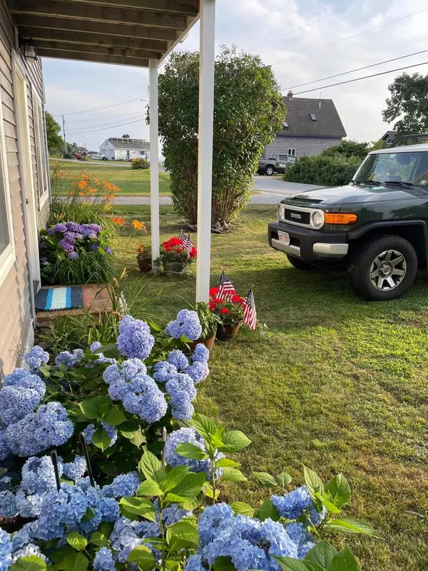 34 Garrison Cove RD, Harpswell, ME 04003