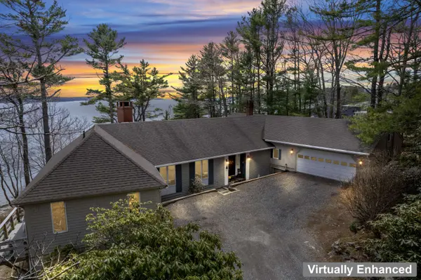 70 Presley DR, Boothbay, ME 04544