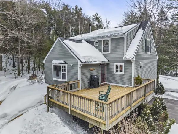 8 Kimberley CIR, Brunswick, ME 04011