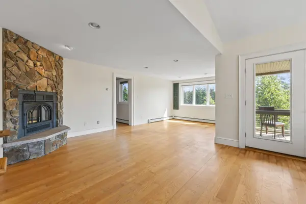 19 Hugh Av Hugh AVE, Harpswell, ME 04003