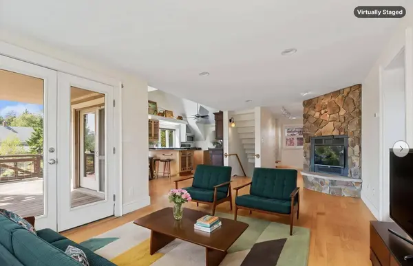 19 Hugh Av Hugh AVE, Harpswell, ME 04003