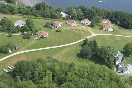 37 Thorburn Cottages RD #3, Harpswell, ME 04079