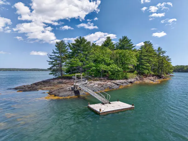 0 Bombazine IS, Harpswell, ME 04079