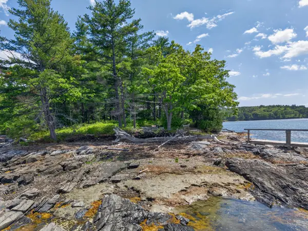 0 Bombazine IS, Harpswell, ME 04079