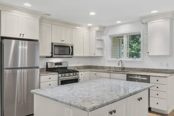 1413 Harpswell Neck RD, Harpswell, ME 04079