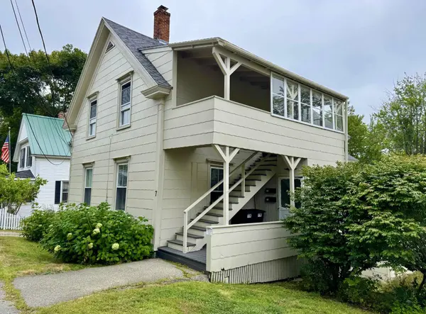 7 Spring ST