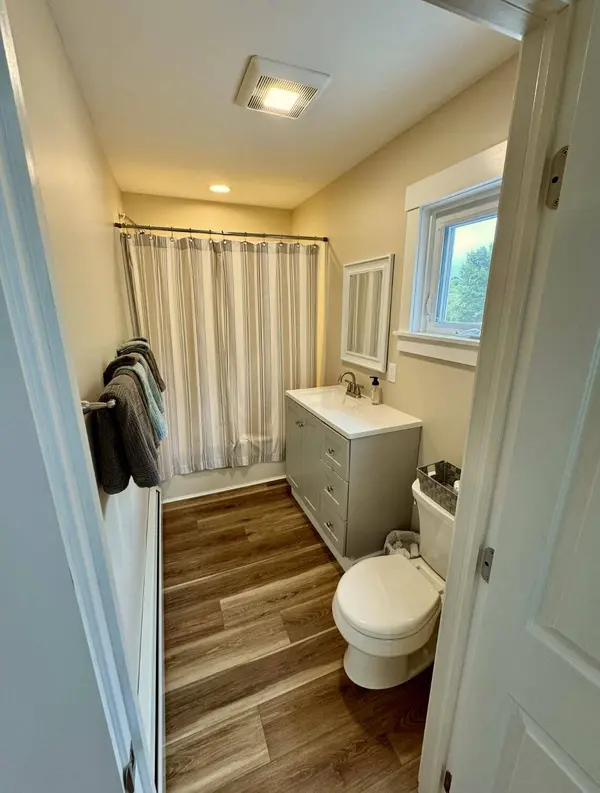 7 Spring ST, Brunswick, ME 04011