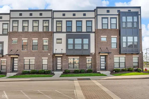 9729 District N DR, Fishers, IN 46037