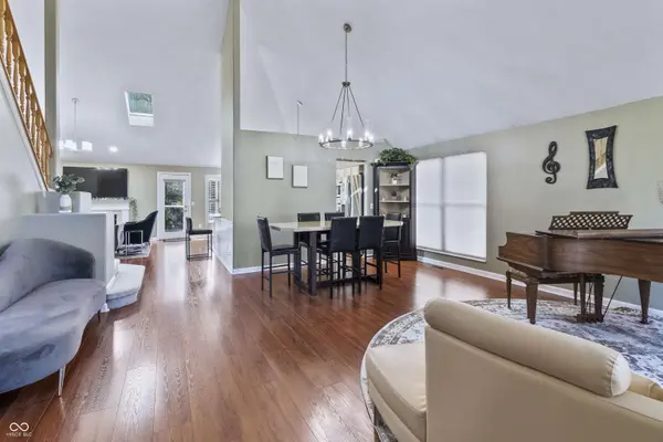 9943 Deering ST, Fishers, IN 46037