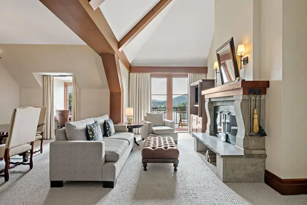 3004 Ch. de la Chapelle #308, Mont-tremblant, QC J8E1E1