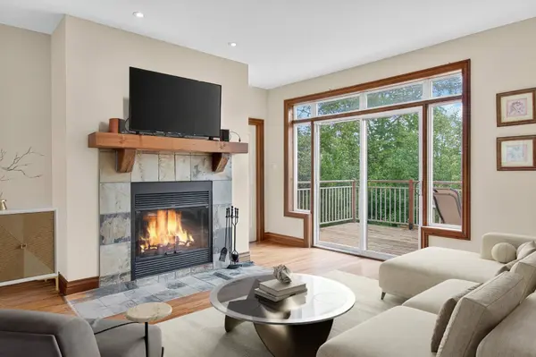 319 Allée du Rabaska, Mont-tremblant, QC J8E0C3