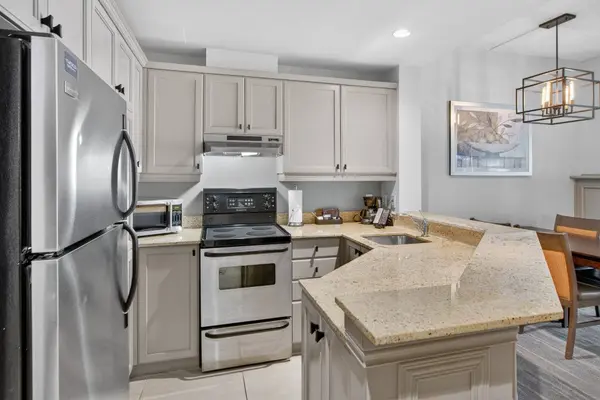 3035 Ch. de la Chapelle #217, Mont-tremblant, QC J8E1E1