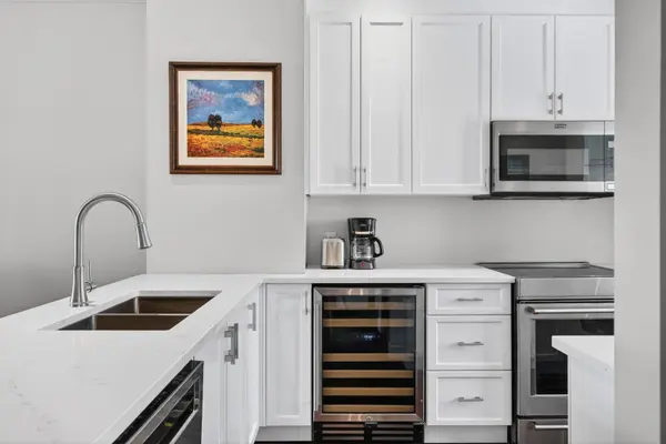225 Rue du Mont-Plaisant #5, Mont-tremblant, QC J8E1L2