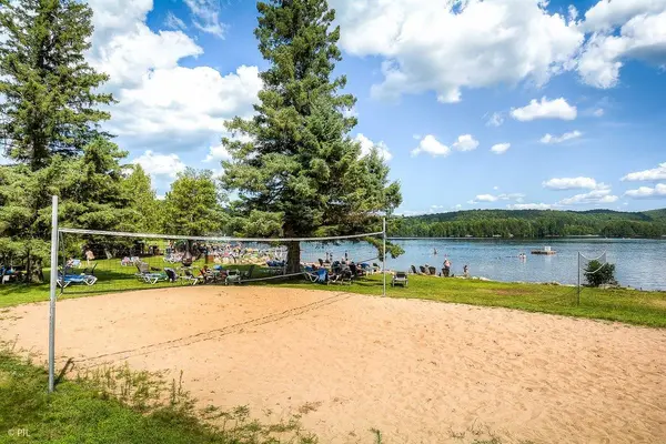 2396 Rue Labelle #417, Mont-tremblant, QC J8E1T8