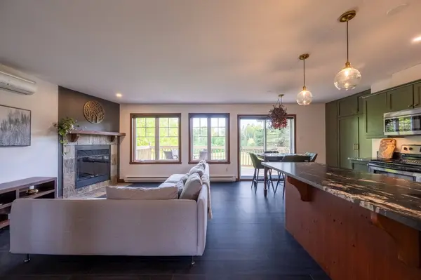 1808 Ch. du Golf, Mont-tremblant, QC J8E2K6