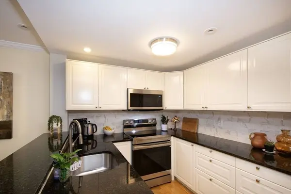 145 Hancock Street #210, Braintree, MA 02184