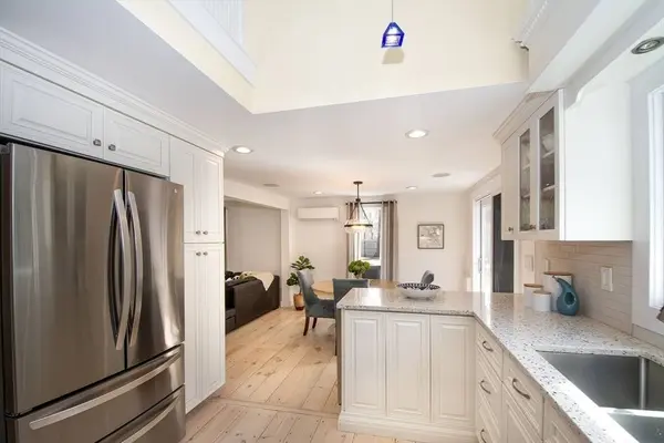 118 Enterprise St, Duxbury, MA 02332