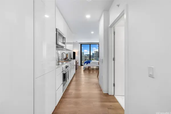 987 Queen ST #2809, Honolulu, HI 96814