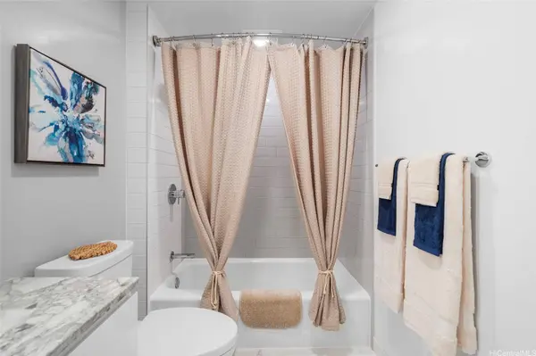 987 Queen ST #2809, Honolulu, HI 96814