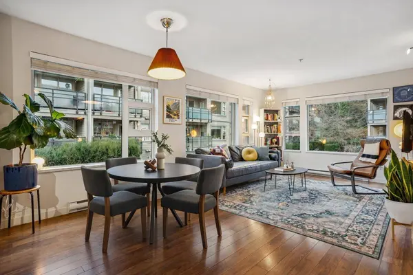 1673 Lloyd AVE, North Vancouver, BC V7P 0A9