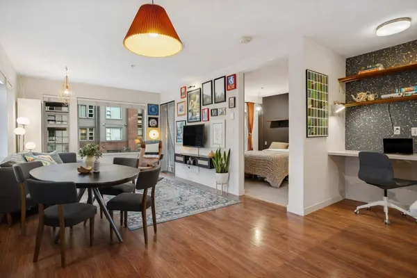 1673 Lloyd AVE, North Vancouver, BC V7P 0A9