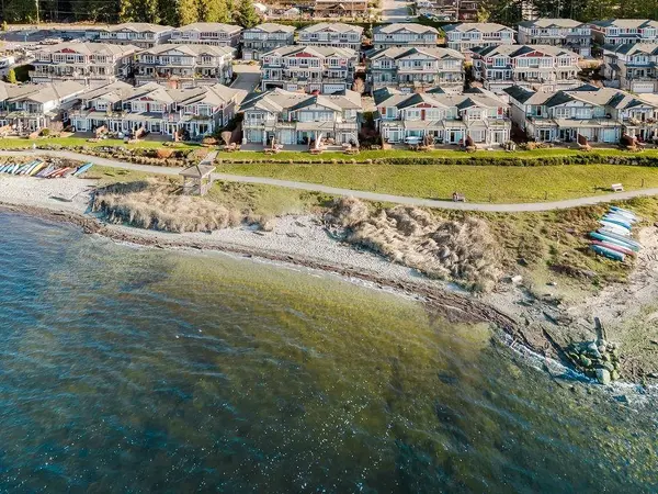 5992 Oldmill LN, Sechelt, BC V7Z 0S2