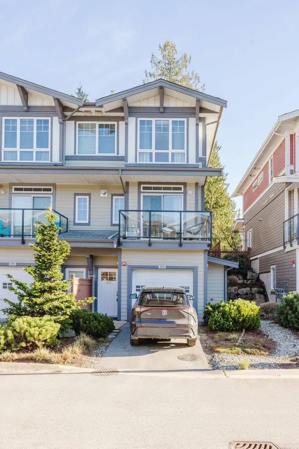 5992 Oldmill LN, Sechelt, BC V7Z 0S2
