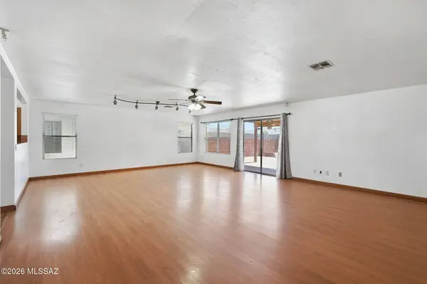 9960 E Star Vista Dr, Tucson, AZ 85748