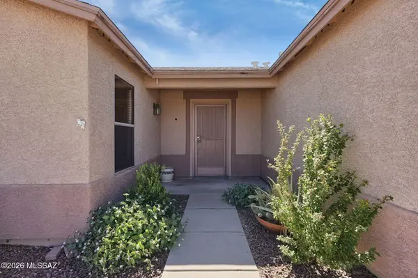 9960 E Star Vista Dr, Tucson, AZ 85748