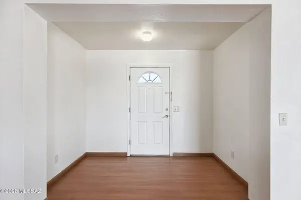 9960 E Star Vista Dr, Tucson, AZ 85748