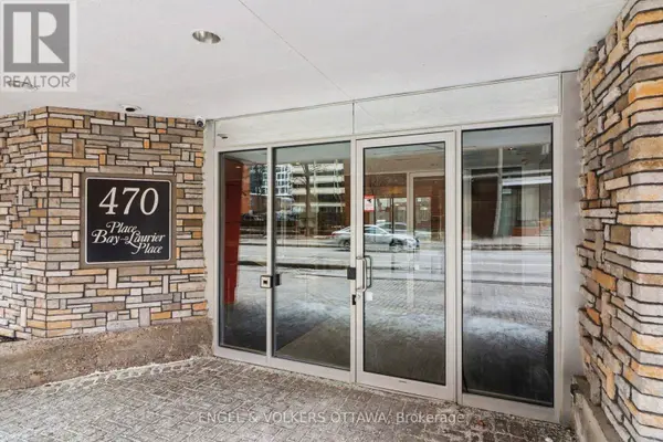 470 Laurier AVE West #2209, Ottawa, ON K1R7W9