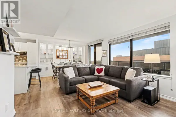 470 Laurier AVE West #2209, Ottawa, ON K1R7W9