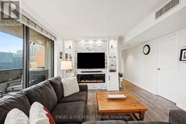 470 Laurier AVE West #2209, Ottawa, ON K1R7W9