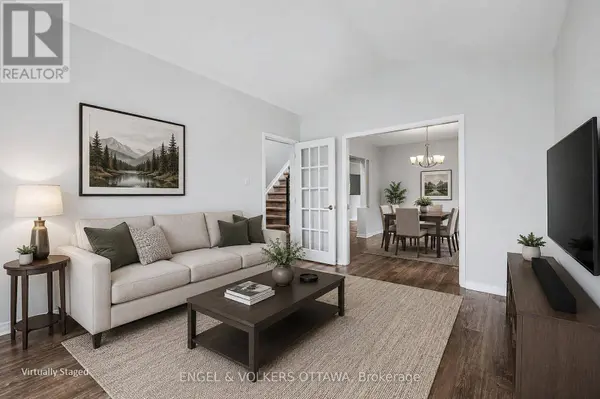 11 GLENROSE COURT, Ottawa, ON K2J4T4