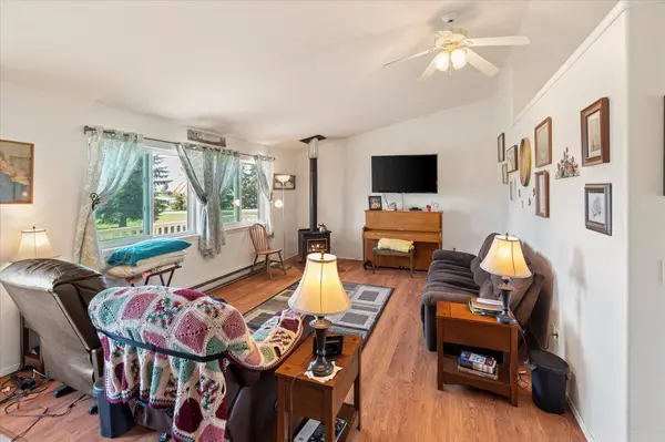 33115 Meadow RD, Polson, MT 59860