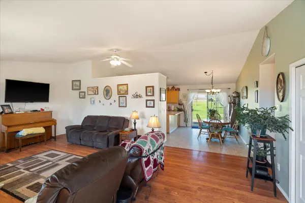 33115 Meadow RD, Polson, MT 59860