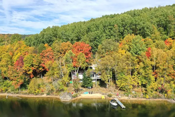 5844 Ch. de la Grande-Baie, Duhamel, QC J0V1G0