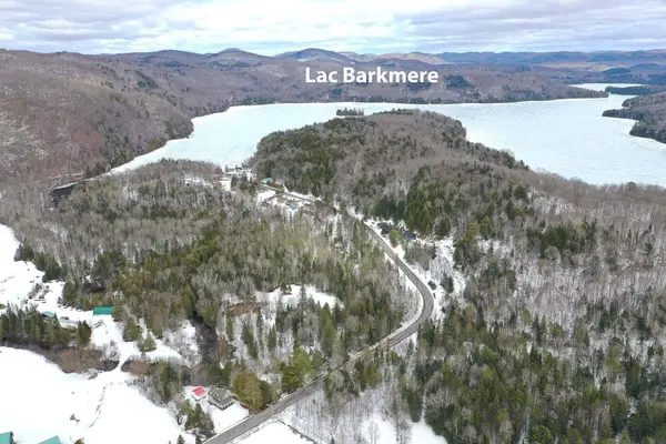 143 Ch. de Barkmere, Barkmere, QC J0T1A0