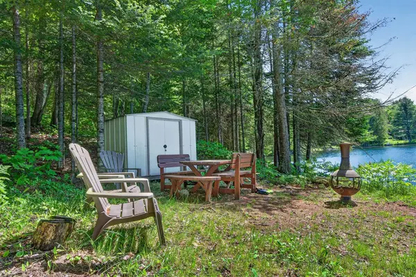 34 Ch. du Lac-Fawn E., Harrington, QC J8G2T3