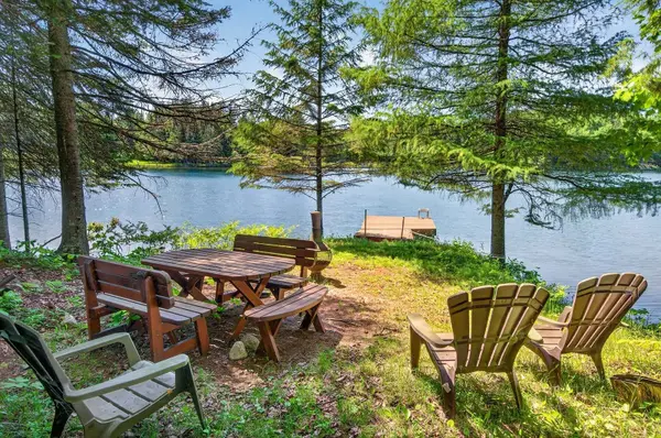 34 Ch. du Lac-Fawn E., Harrington, QC J8G2T3