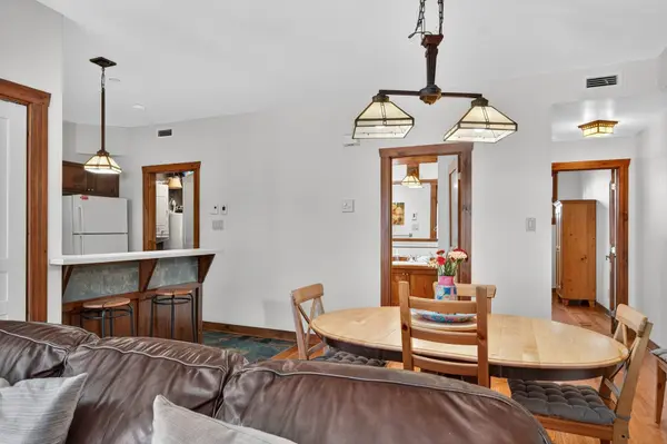 217 Ch. des Quatre-Sommets #1B, Mont-tremblant, QC J8E1C7