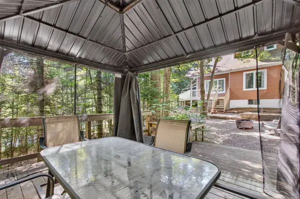 136 Route 125 N., Saint-donat, QC J0T2C0