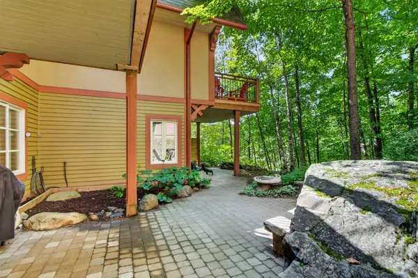 236 Ch. de la Forêt #4, Mont-tremblant, QC J8E3K8